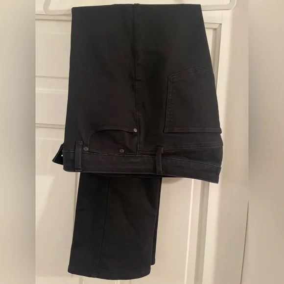 Talbots Barely Boot Jeans in Black - Picture 10 of 11